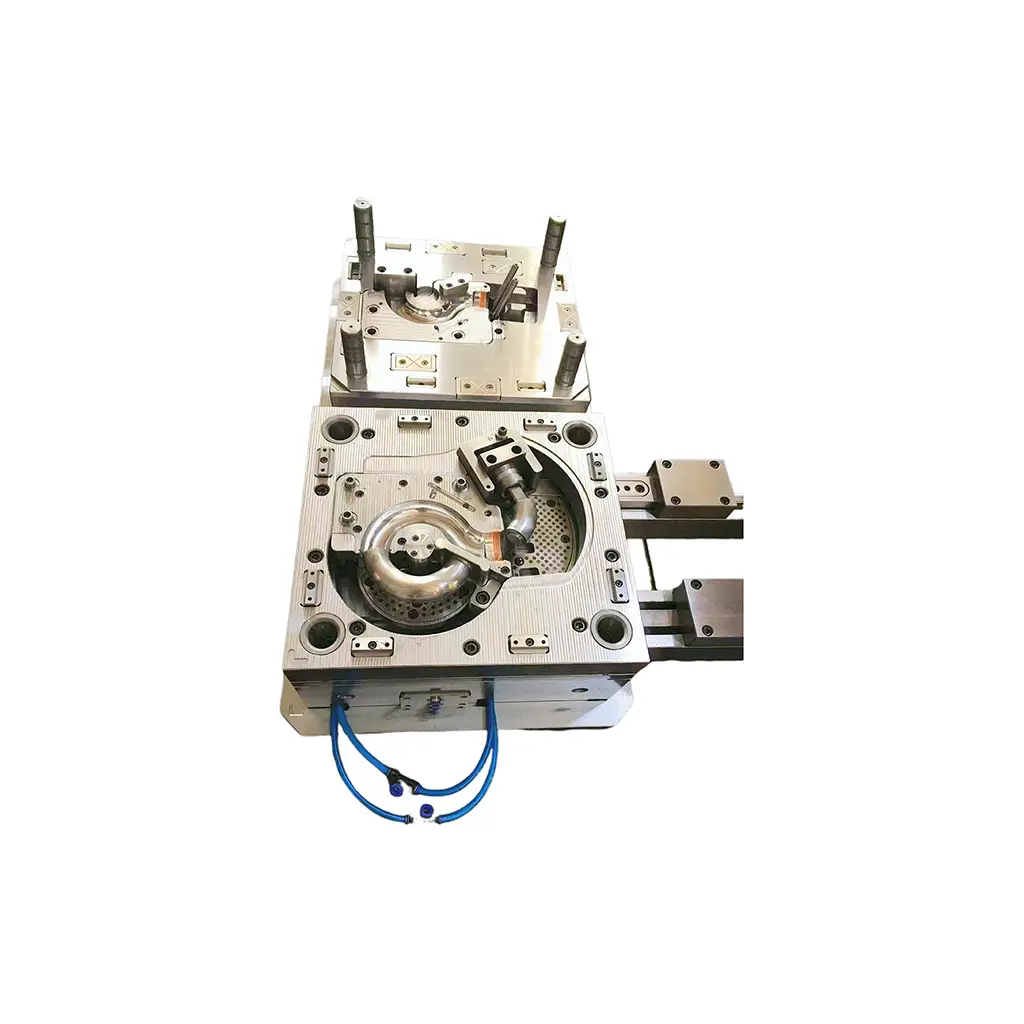 Complex tubular injection mold with precision sliders